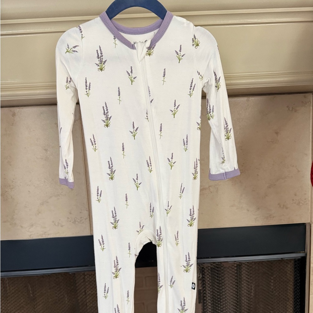 Kyte BABY Lavender Romper